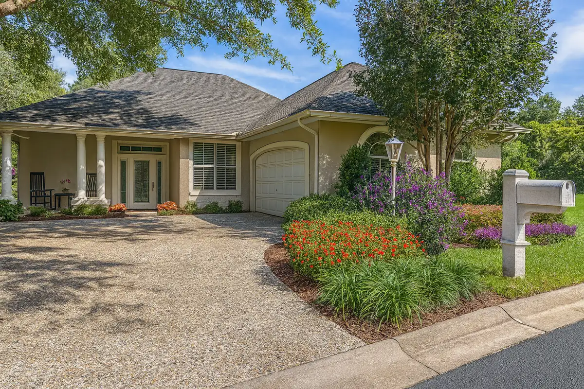 3D visualization of backyard landscape transformation by Bloom and Stone